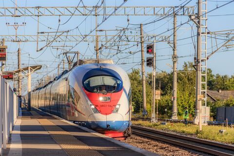 Отдых выходного дня на электричке: куда выехать из Питера в краткосрочный отпуск