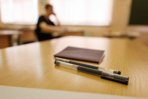 Выпускники Петербурга досрочно сдают ЕГЭ: тренд на науку и IT