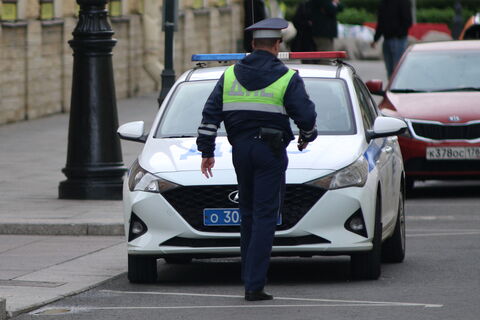 Без прав и на бабушкиной машине: в Ленобласти подросток заставил полицию пуститься в погоню Без прав и на бабушкиной машине: в Ленобласти подросток заставил полицию пуститься в погоню