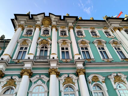 окна Эрмитажа