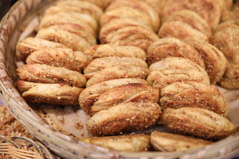 Смешиваю творог и сыр – и через 30 минут гора вкуснятины к чаю готова: домашних за уши не оттащить 