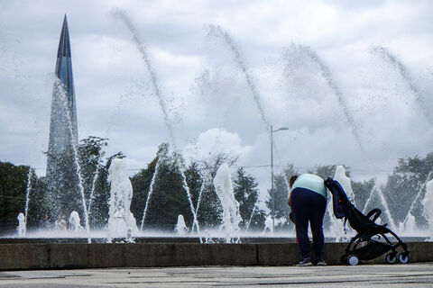 Фонтаны Петербурга просыпаются: Водоканал готовится к сезону