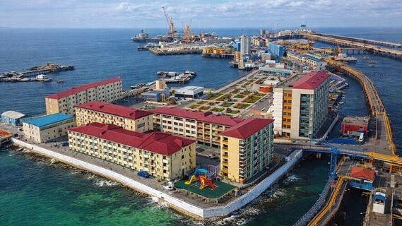 Нефтяные камни