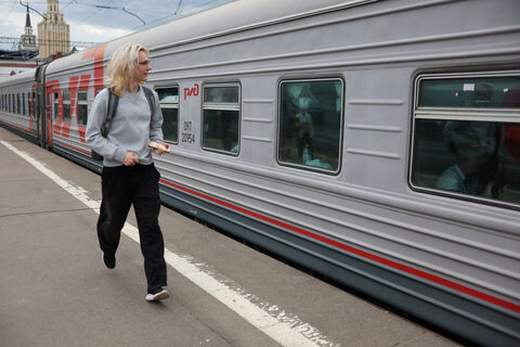 Спим в купе, гуляем по Сортавале, ужинаем в Петербурге: всё о новом кольцевом поезде-отеле