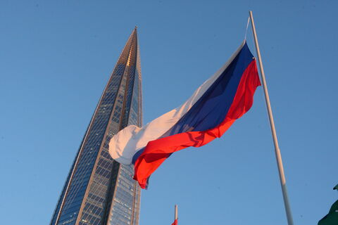 Где в Петербурге увидеть флаг, поднятый Петром I в 1693 году, и как Северная столица отметит главный праздник