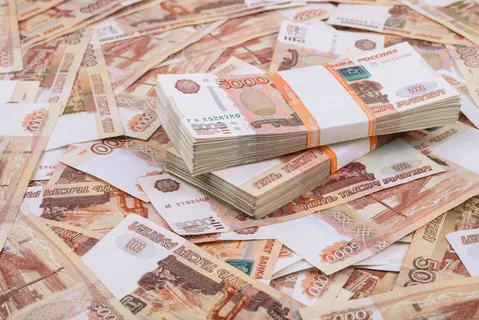 зарплата чиновника в Ленобласти