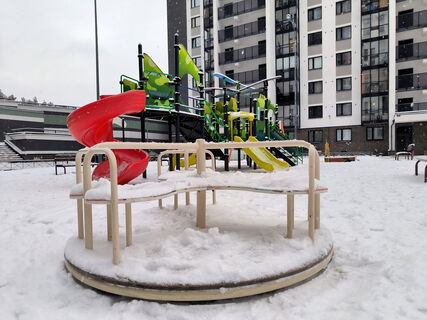 «Северная Венеция» в сугробах: петербуржцы обрушили шквал жалоб на неубранные улицы