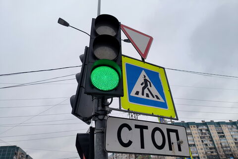 Светофоры стали умными: проспект Обуховской Обороны подключили к автоматике