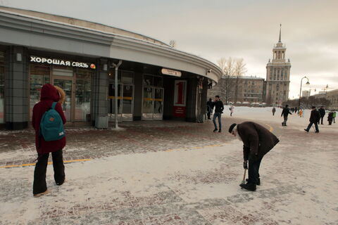 Задержки на «синей» линии: Петербургский метрополитен меняет планы по «Парку Победы»