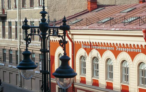 Ночь отменяется: на Посадской в Кронштадте завершили реконструкцию уличного освещения