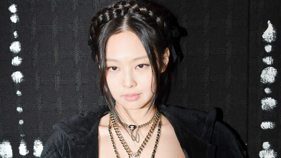 «Это страх»: ненасытности солистки BLACKPINK нашлось емкое оправдание