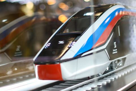 Реакция быстрее человеческой и броня из спецлака: как устроены первые вагоны нашей ВСМ