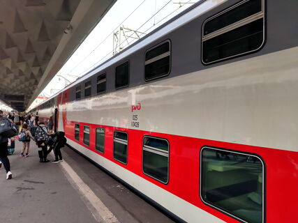 В 2025‑м поезда увезли из Петербурга свыше 34 млн человек: больше, чем живёт в городе