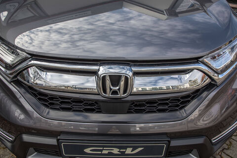 Продал Geely Monjaro и купил Honda CR-V из Китая - чем японский гибрид оказался лучше "китайца" 