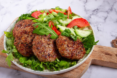 Котлеты, которые улетают за 1 минуту: нежные, сочные и вкусные – ни мяса, ни рыбы, а оторваться невозможно 