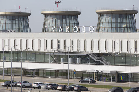 Пулково, пять стаканов