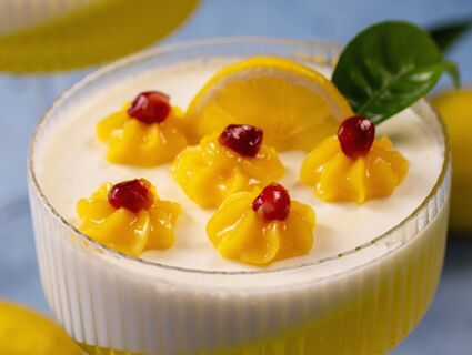 Духовку включать не придется: готовим десерт "Фруктовый пир" без выпечки и желатина – нежный и вкусный 