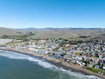 Покруче Турции: топ-5 уникальных мест в России, где отдых дешевле, интереснее, без виз и загранки