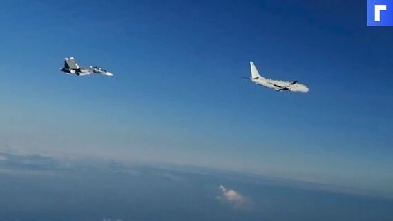 Российские Су-30 сопроводили американский самолет над Черным морем