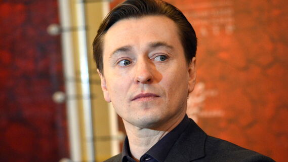 Сергей Безруков  возмутился низкими зарплатами российских педагогов