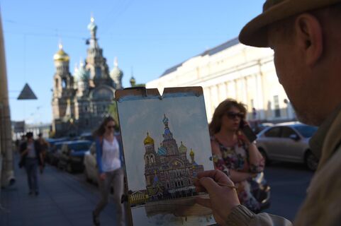 Шедевр русского зодчества среди европейской архитектуры: в каком стиле построен Спас на Крови