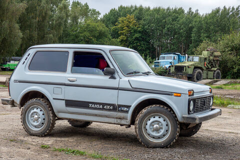 Китайцы платят миллионы за "Ладу": как российский внедорожник стал хитом за рубежом