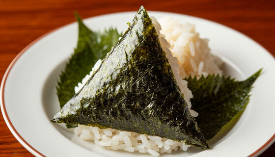 «Треугольники с водорослями» свели Россию с ума: в чём их неожиданный секрет?