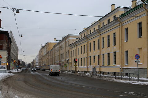 После короткой передышки сильный ветер 11 декабря снова накроет Петербург