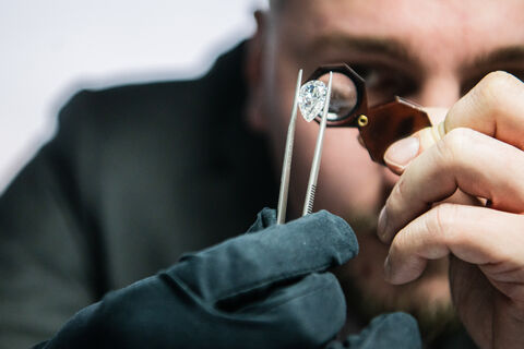 ювелир, камни