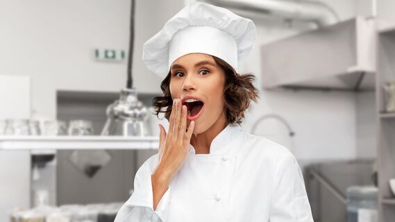 Сочных и вкусных котлет не получите: частая ошибка убьет весь вкус полуфабрикатов