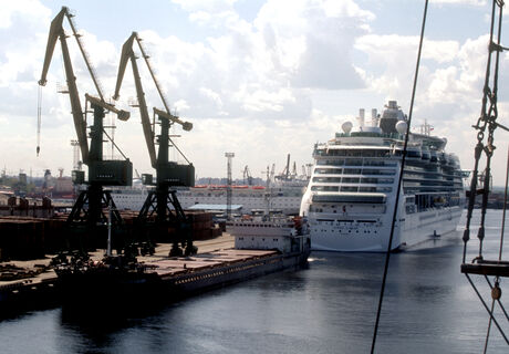 Арктический прорыв: порты Петербурга свяжут Азию с Европой к 2030-му