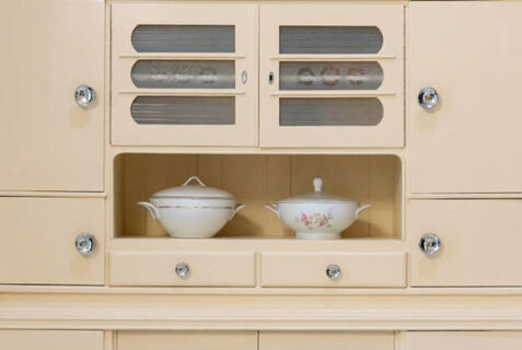 Антитренды, которые превращают кухню в «колхоз 2000-х» - 5 вопиюще немодных вещей