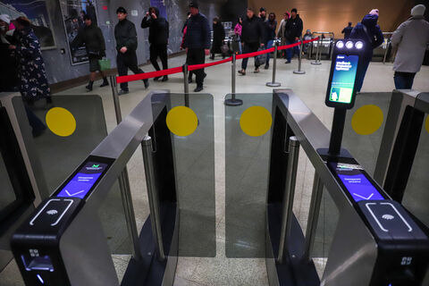 Метро Петербурга без карт: как проблемы с биометрией решаются в петербургской подземке