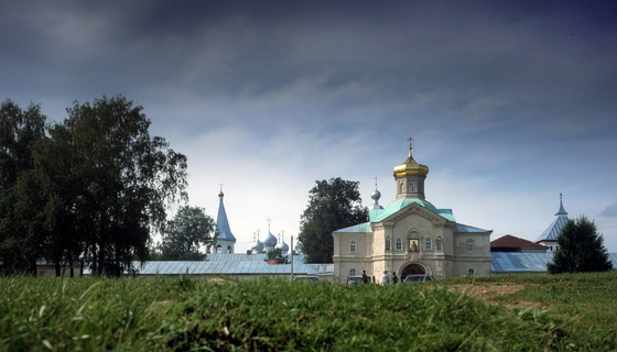 Куда съездить и что посмотреть между Москвой и Санкт-Петербургом?