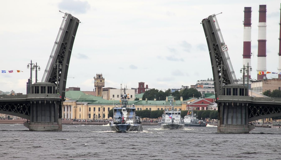 С какого числа в 2026 году начнут разводить мосты в Санкт-Петербурге? 