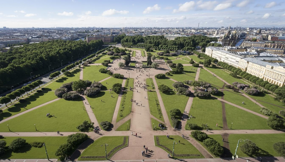 Почему Марсово поле получило такое название? 