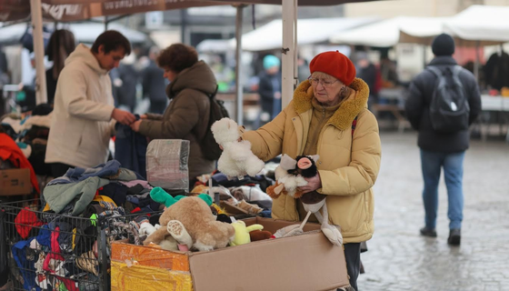 Как работает рынок «Апрашка» в Санкт-Петербурге? 