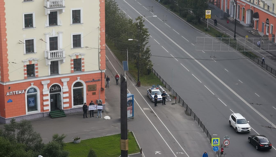 Сколько ехать на поезде из Санкт-Петербурга до Мурманска?