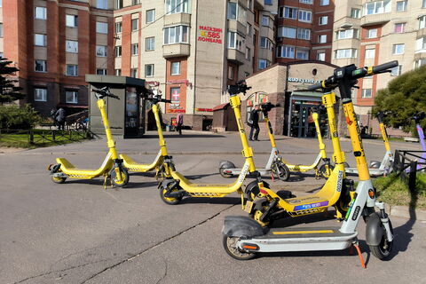 Самокатный бум: Петербург в лидерах по числу ДТП с самокатами в 2025 году Самокатный бум: Петербург в лидерах по числу ДТП с самокатами в 2025 году