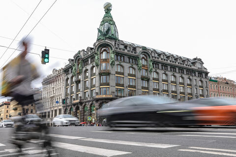 Зима пришла, а снега нет: в Петербурге сухо и +4