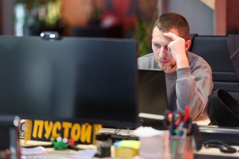 Шестидневка: минус сон, плюс раздражительность: текущая рабочая неделя в России станет на один день больше Шестидневка: минус сон, плюс раздражительность: текущая рабочая неделя в России станет на один день больше