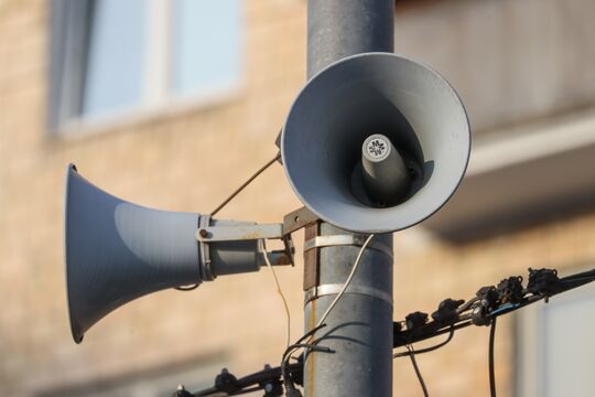 Как камень с плеч: на кого власти Петербурга скинули контроль за ЧС в городе?