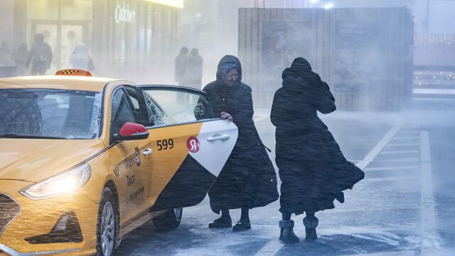 Петербургские «потеряшки»: что делать, если забыли вещи в такси