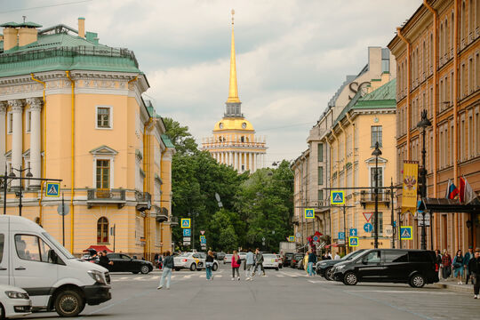 Шпиль, игла, шпиц: как менялось название главного шпиля Петербурга и при чем тут Пушкин