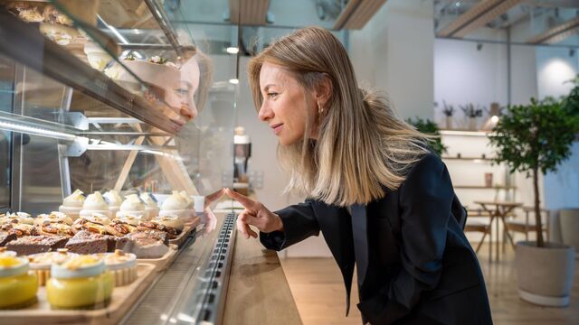 Если вам слегка за 40: диетолог Волкова предупредила об опасных продуктах для зрелых женщин