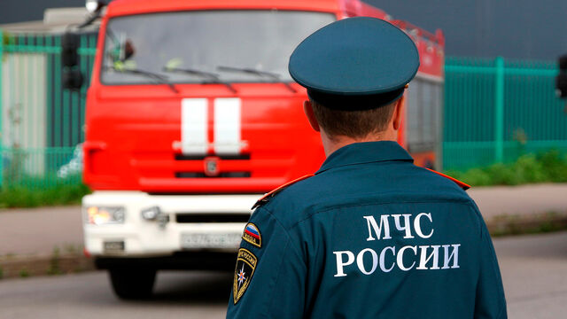 В результате двух пожаров в ночь на 18 июня в Петербурге погибли двое мужчин