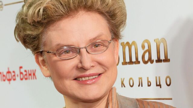 Менять цвет волос или сохранять натуральный? Что говорит Малышева о вреде краски