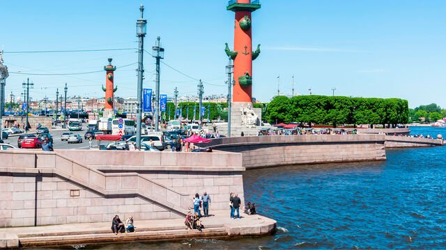 На Среднем проспекте в Петербурге произошло ДТП с участием Hyundai и троллейбуса