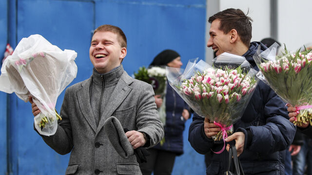 В Петербурге дополнительных выходных на 8 марта и 23 февраля не будет: что происходит