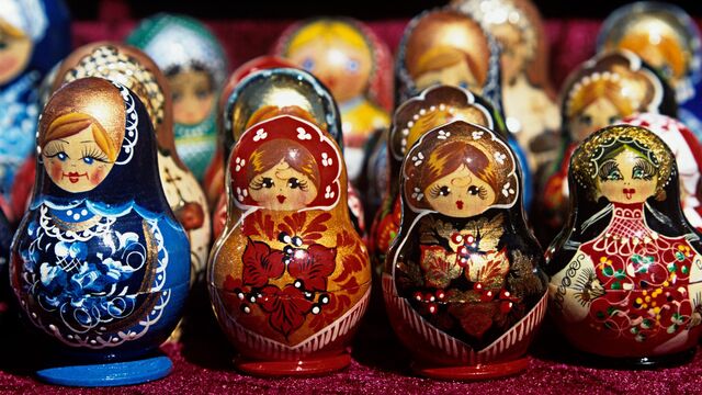Главный сувенир из России: что такое «Матрешка» и как она появилась